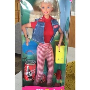 Coca Cola Picnic Barbie 1997 new in box